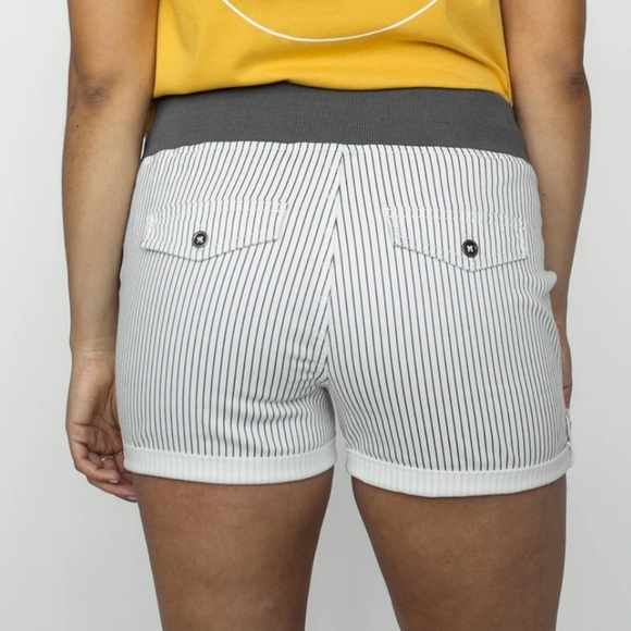 Short - Picture 2 of 2